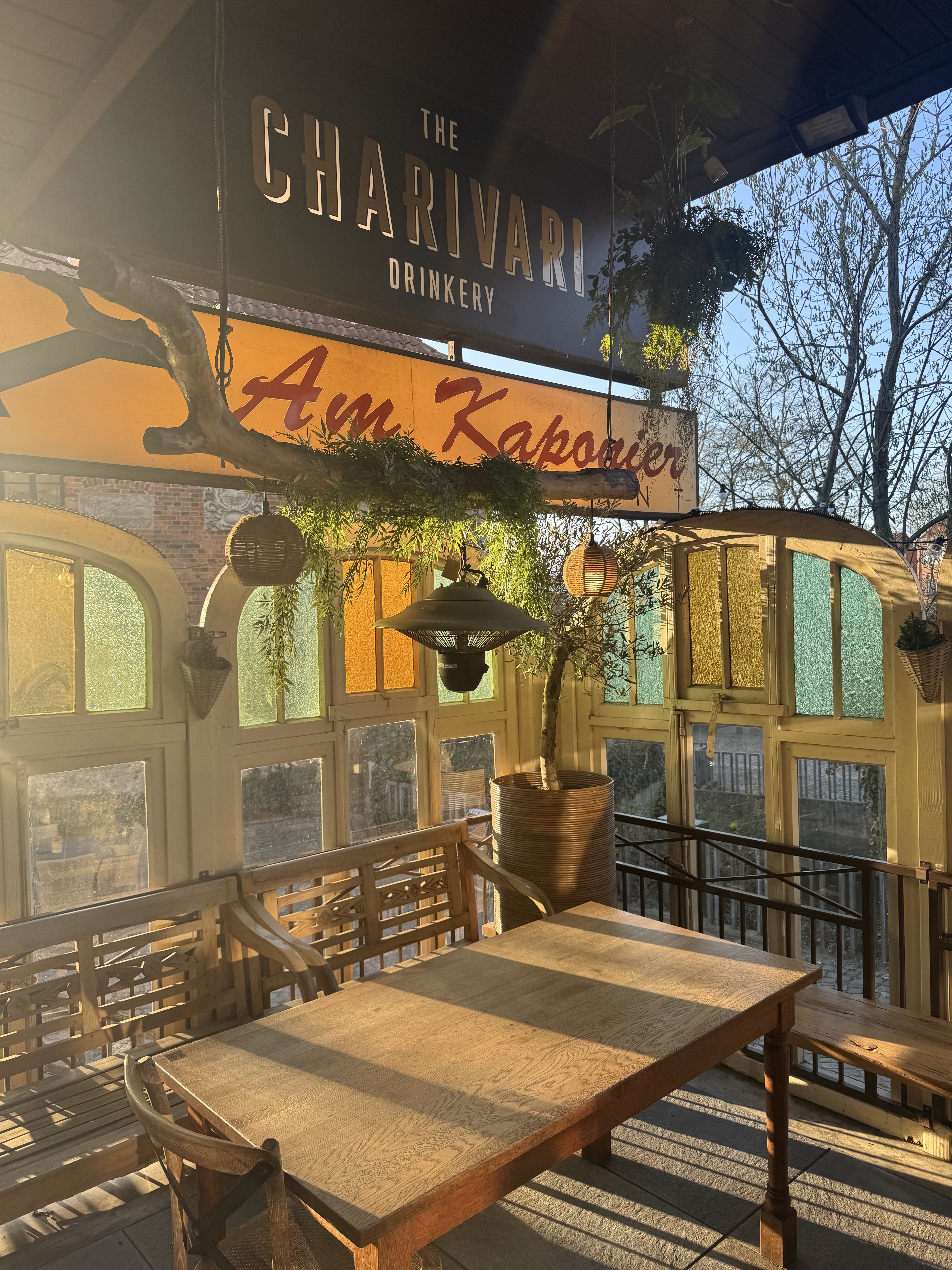 Charivari Terrasse